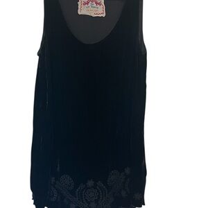 Johnny Was Black Velvet Tunic Tank Top Embroidered Hem Boho Luxe Women’s Small
